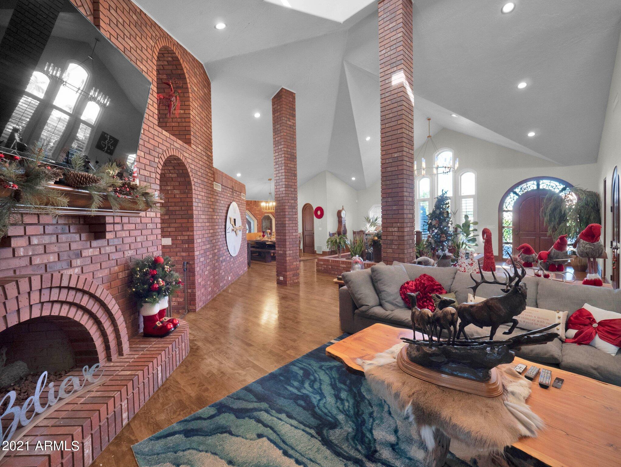 CHATHAM GROVES - Residential