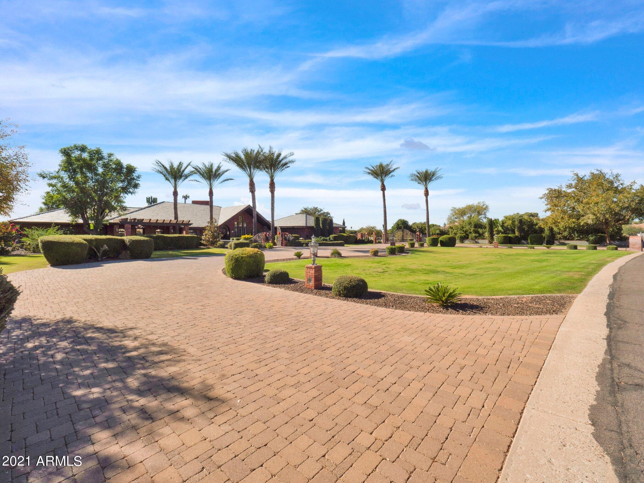 CHATHAM GROVES - Residential