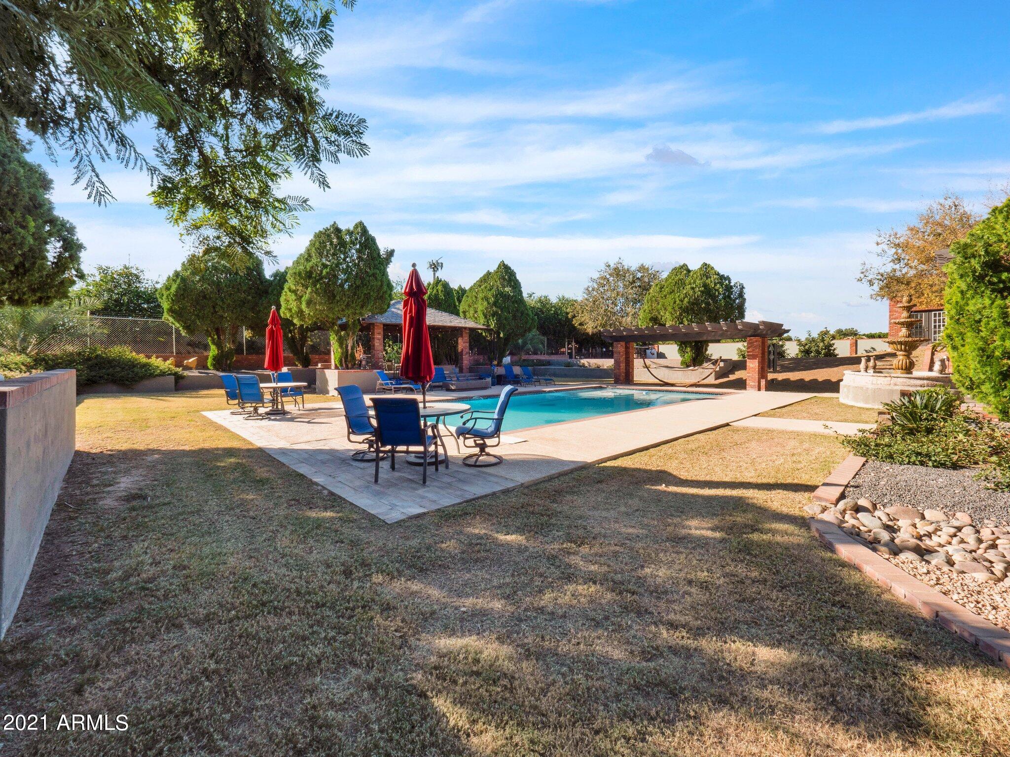 CHATHAM GROVES - Residential