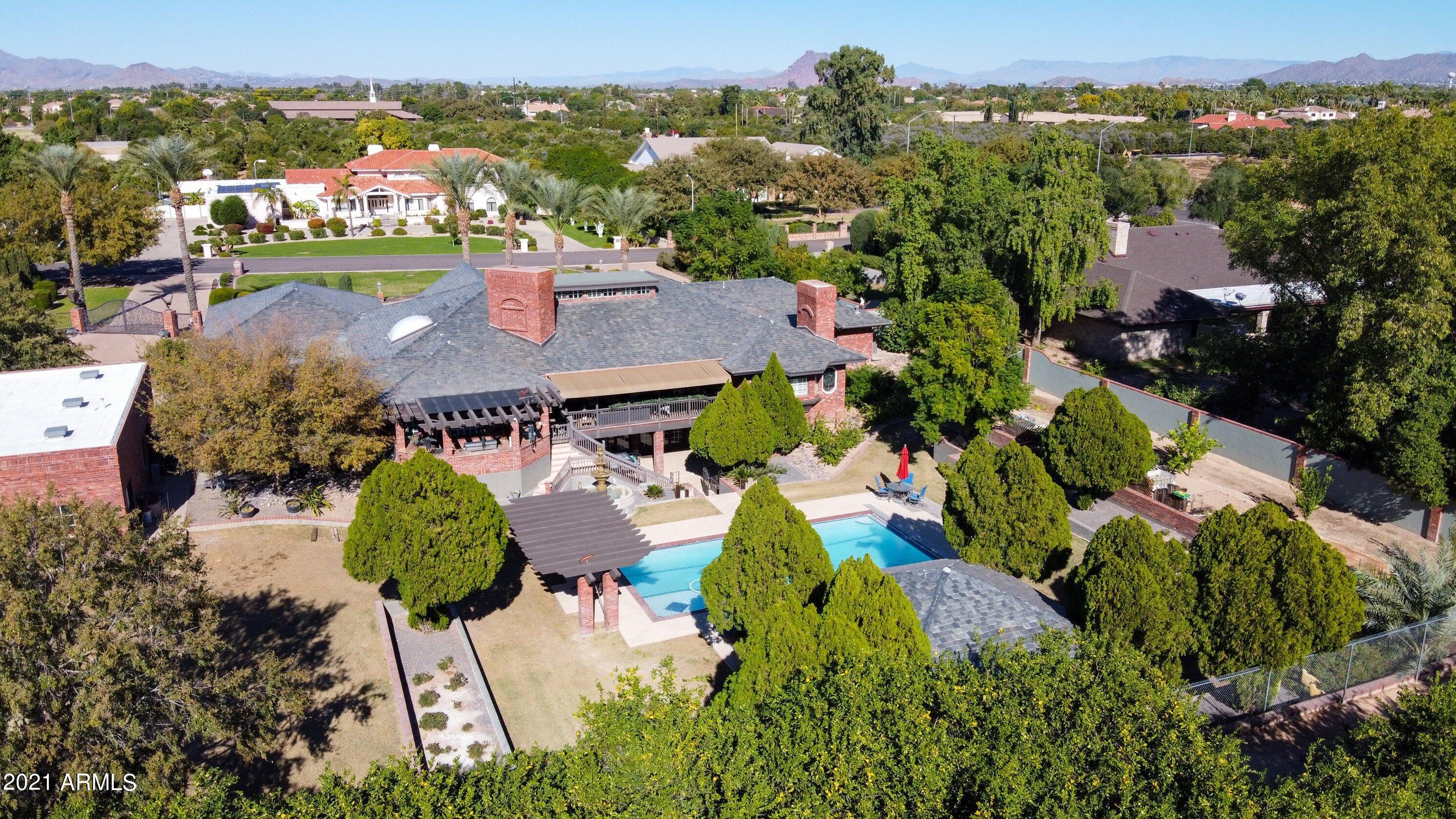CHATHAM GROVES - Residential