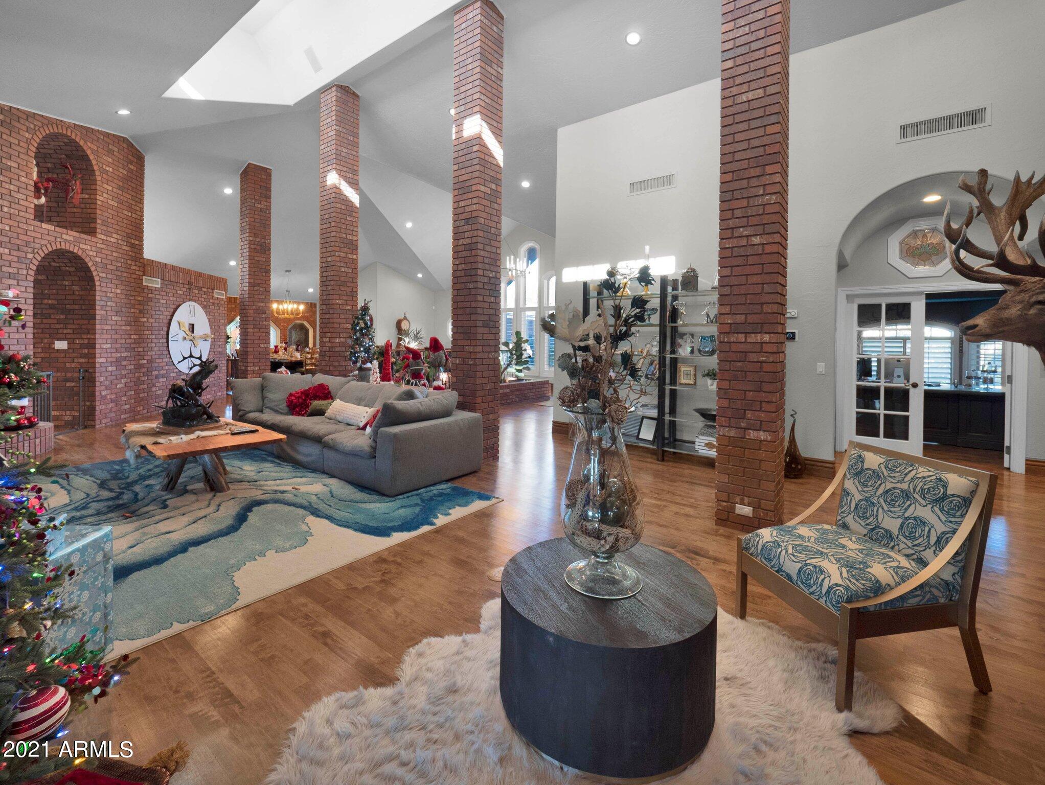 CHATHAM GROVES - Residential