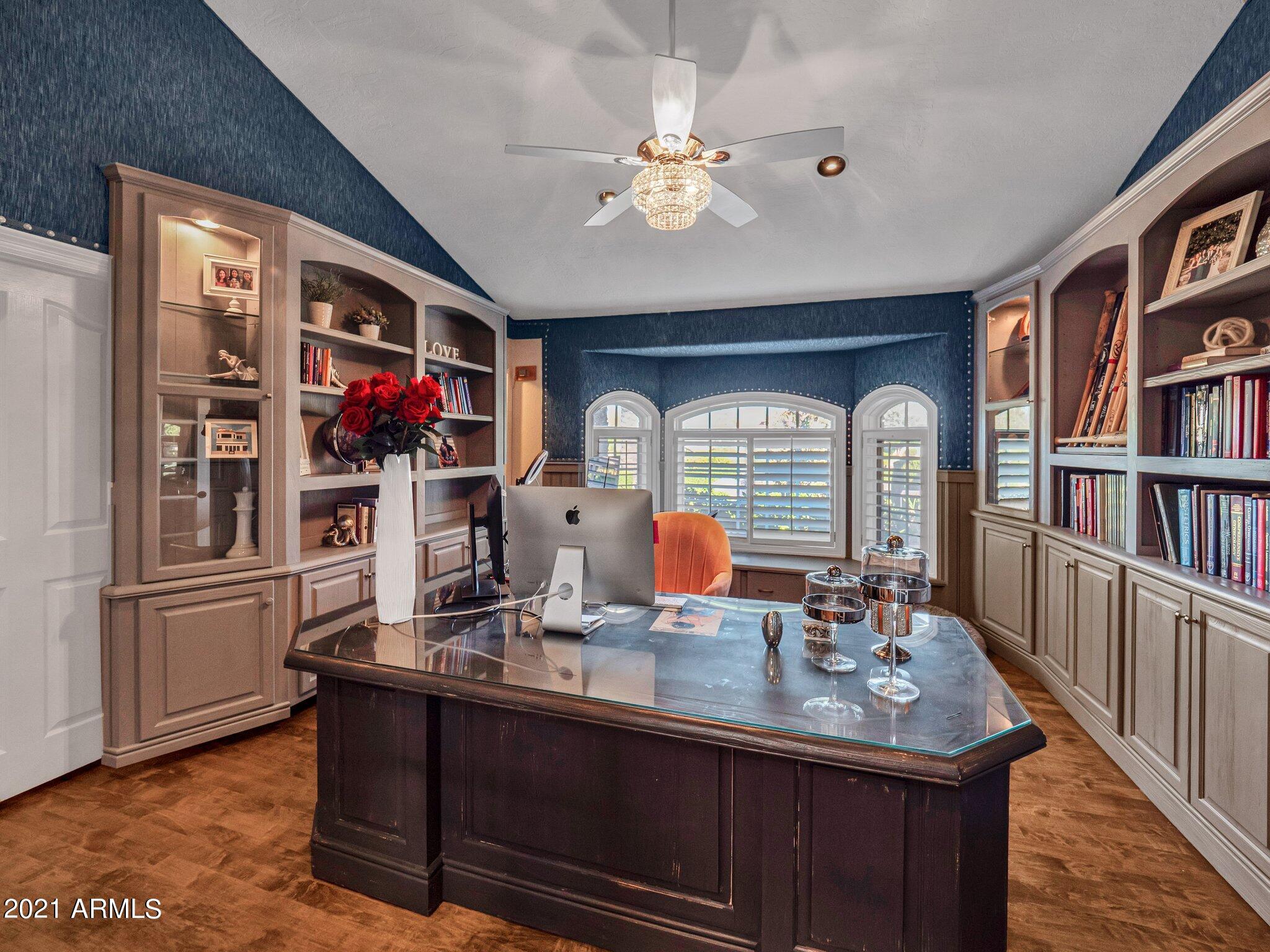 CHATHAM GROVES - Residential