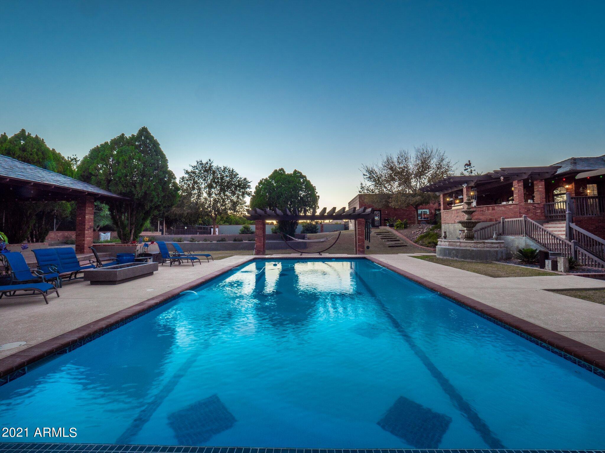 CHATHAM GROVES - Residential