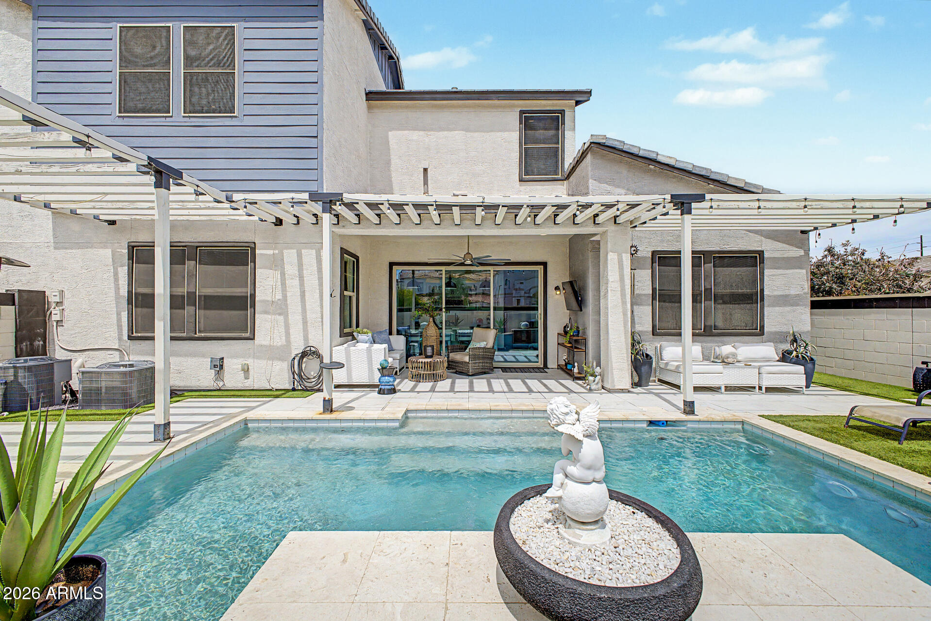 1951 E LANTANA Drive