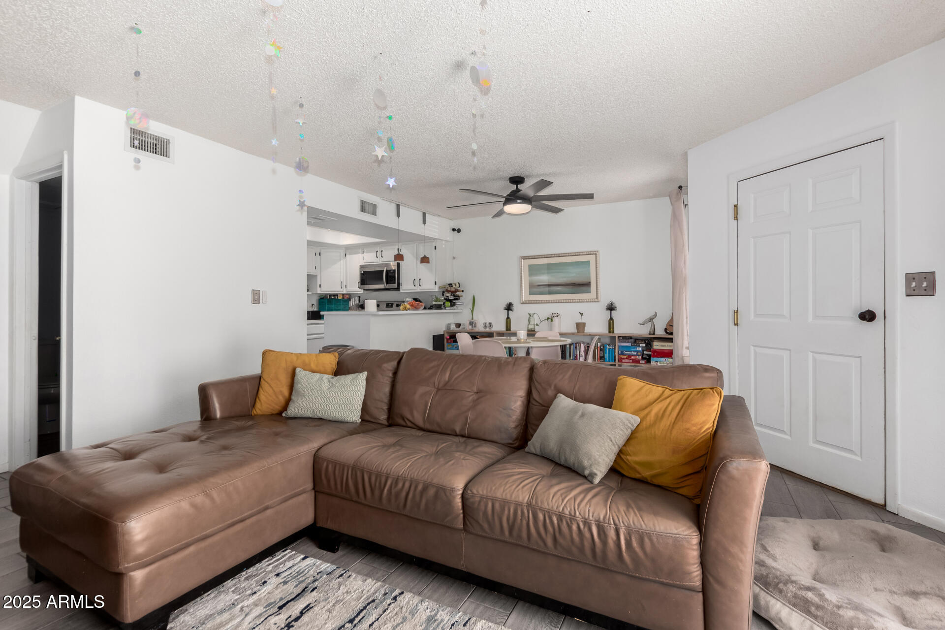 2040 S LONGMORE -- 9