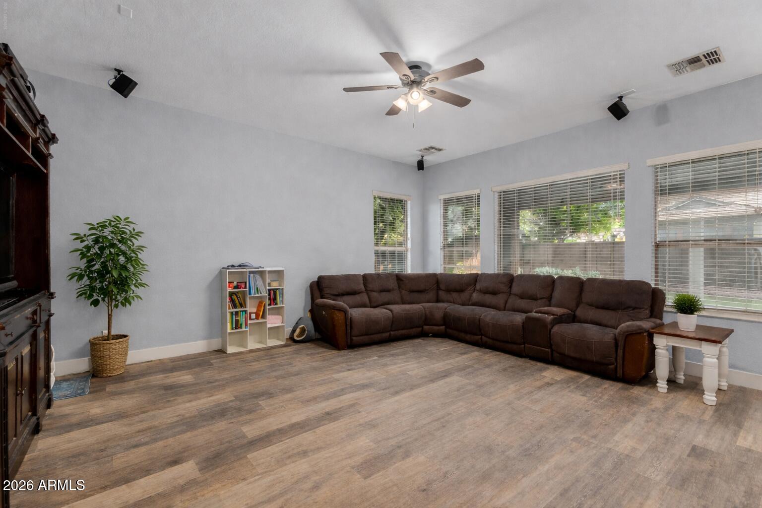 3935 E SIERRA MADRE Avenue