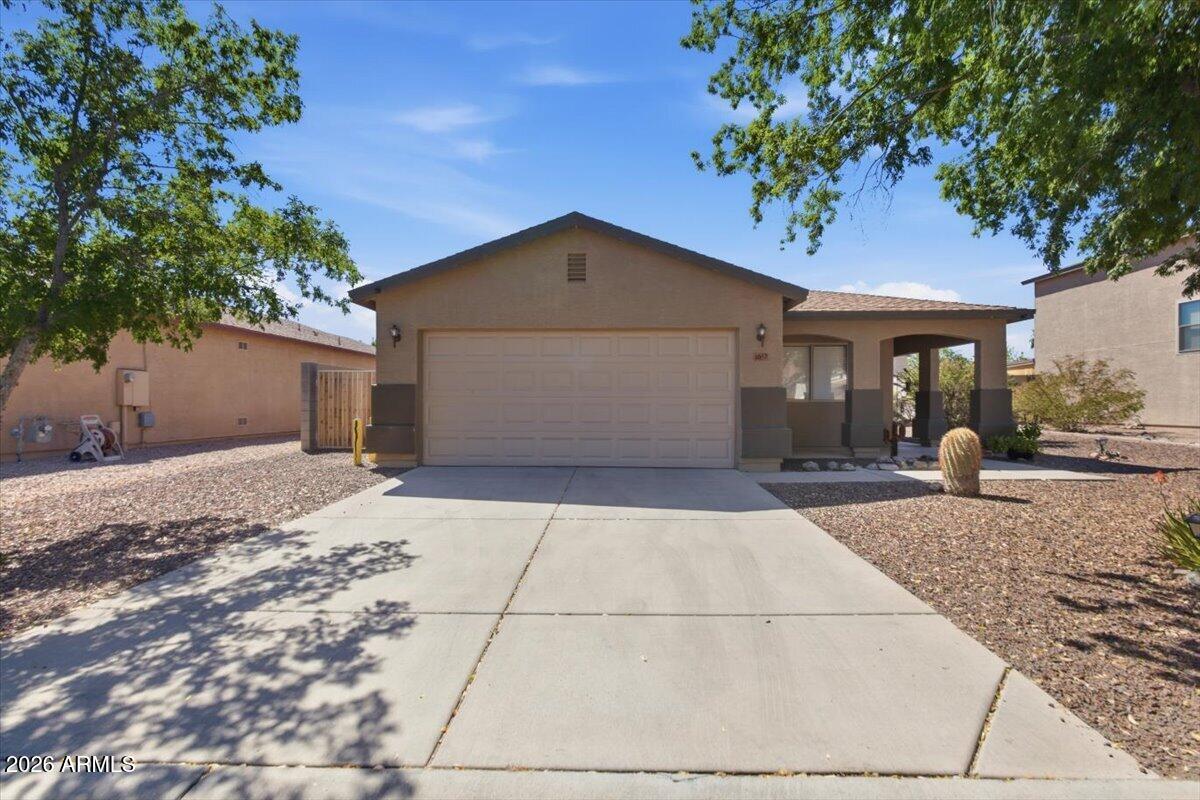 1057 E SILVERSMITH Trail