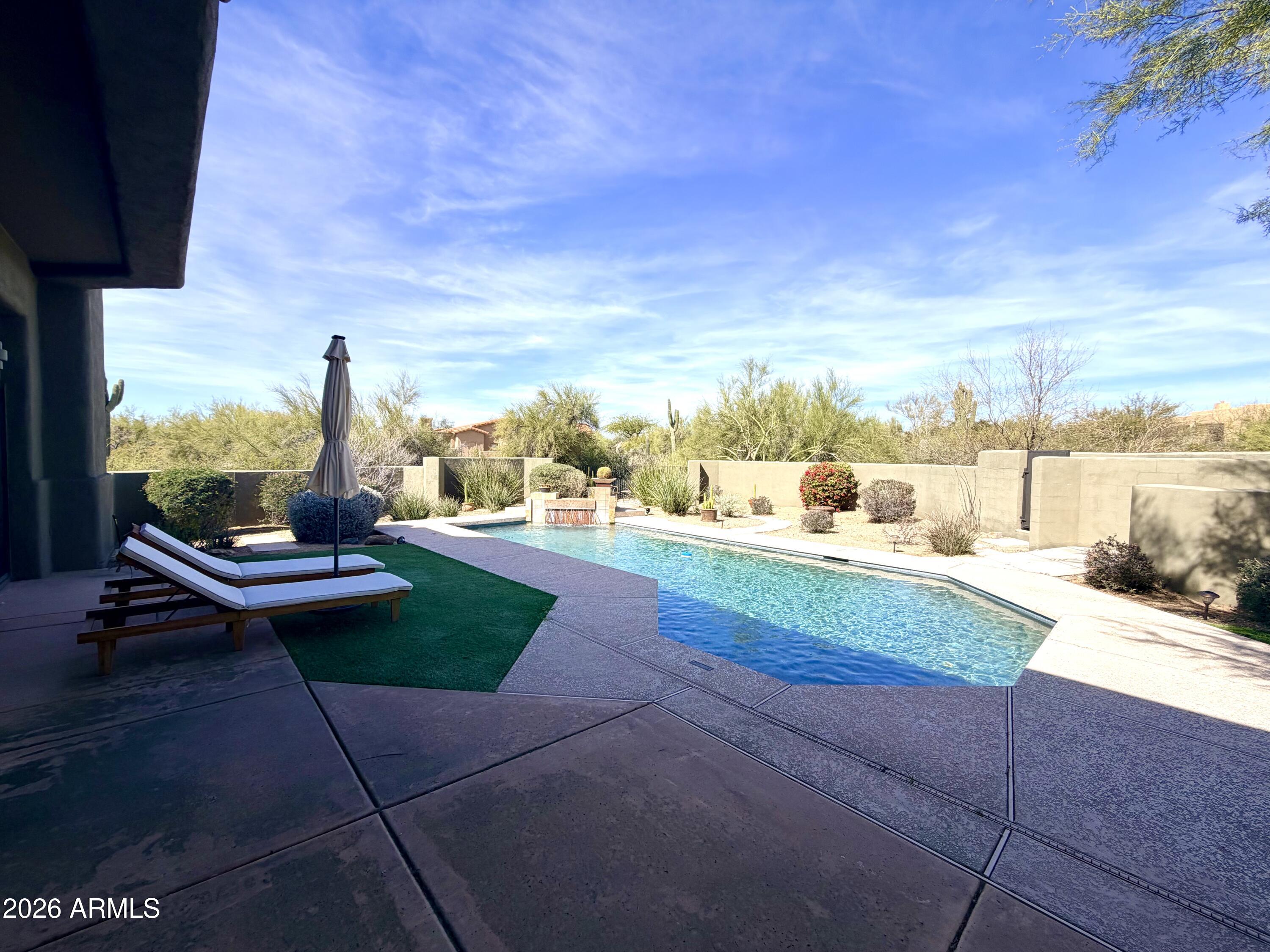 8118 E SADDLE HORN Road