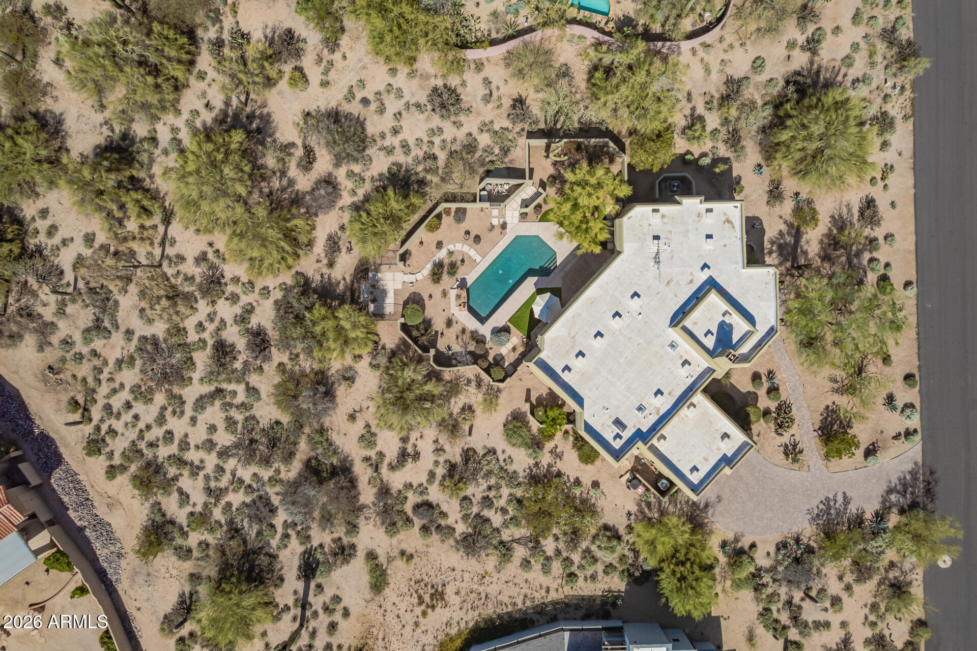 8118 E SADDLE HORN Road