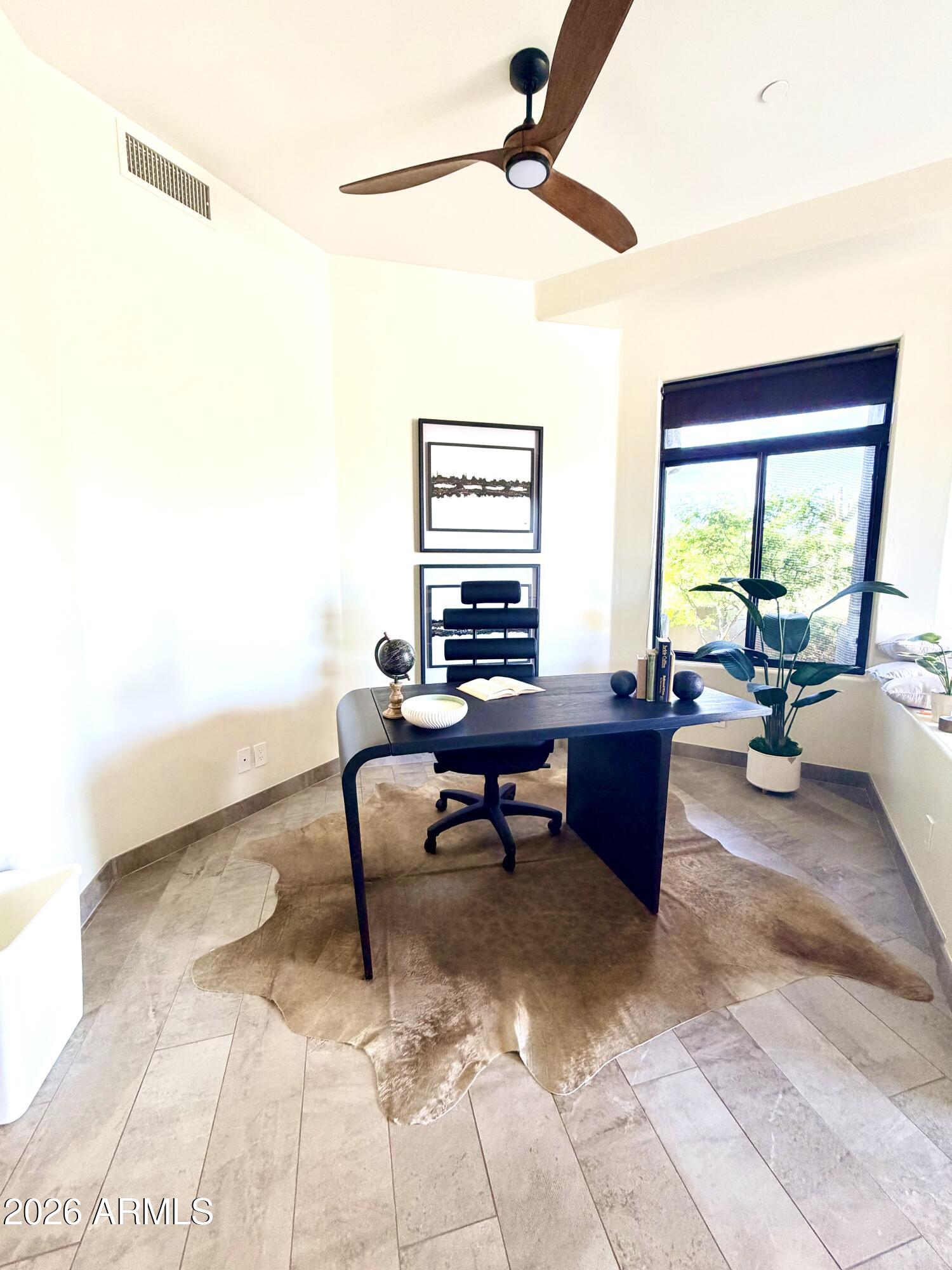 8118 E SADDLE HORN Road