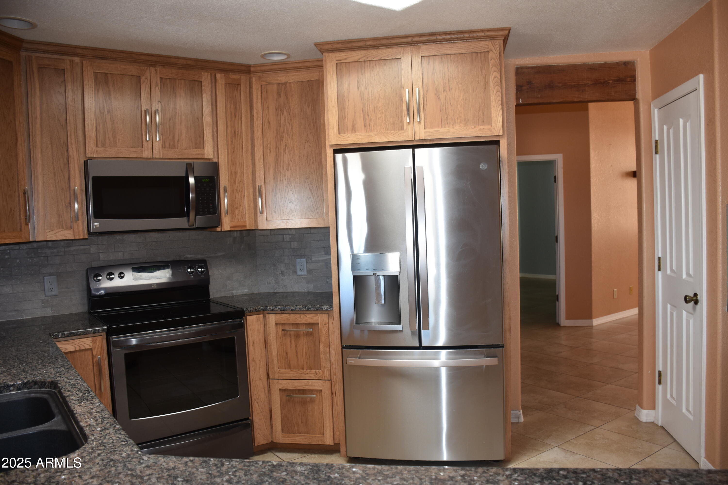 MOUNTAIN SHADOWS PHASE C - Residential