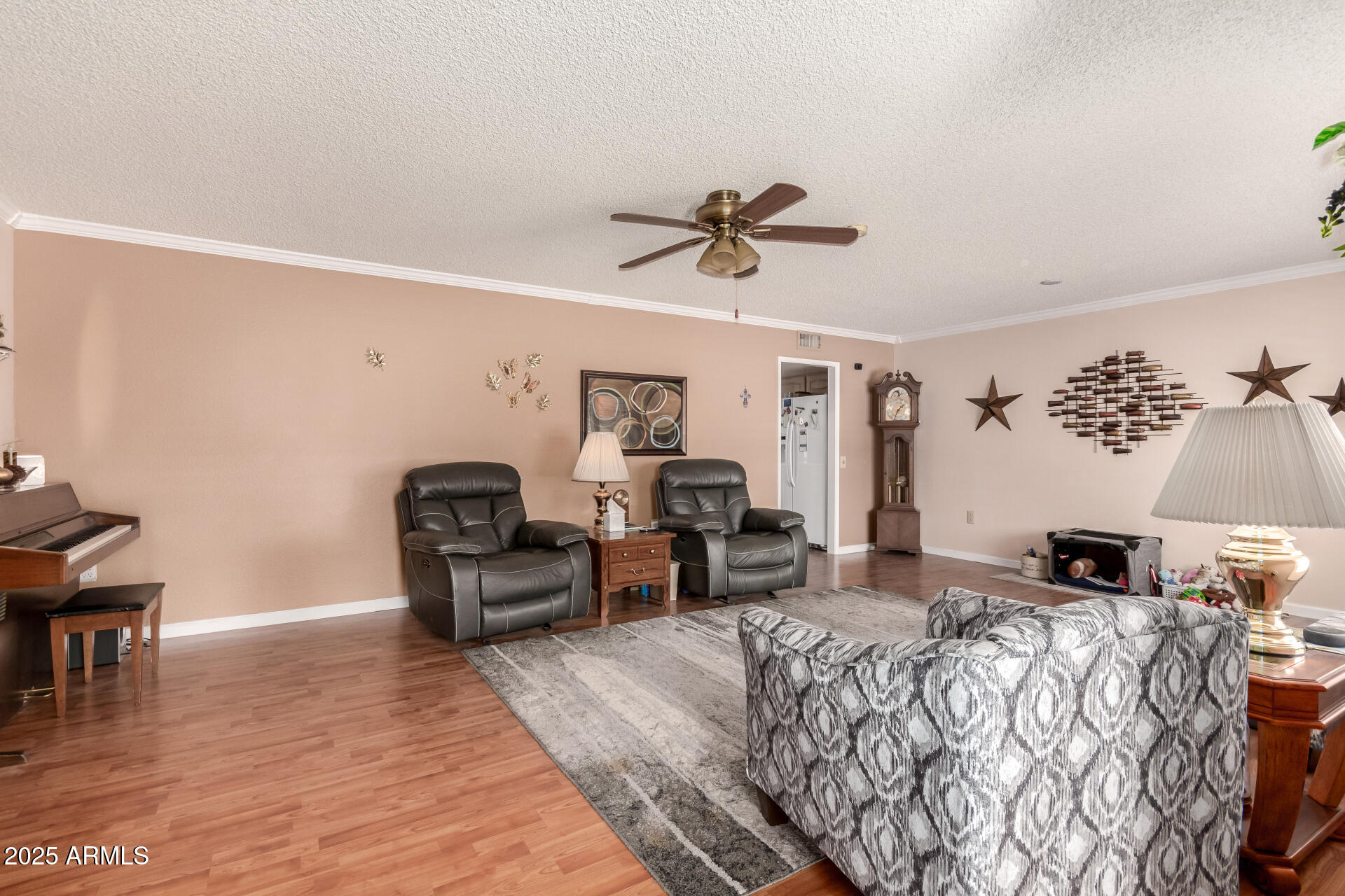 9851 W CEDAR Drive