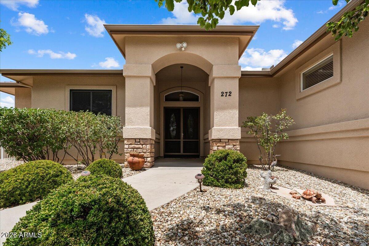 272 HONEYSUCKLE Circle