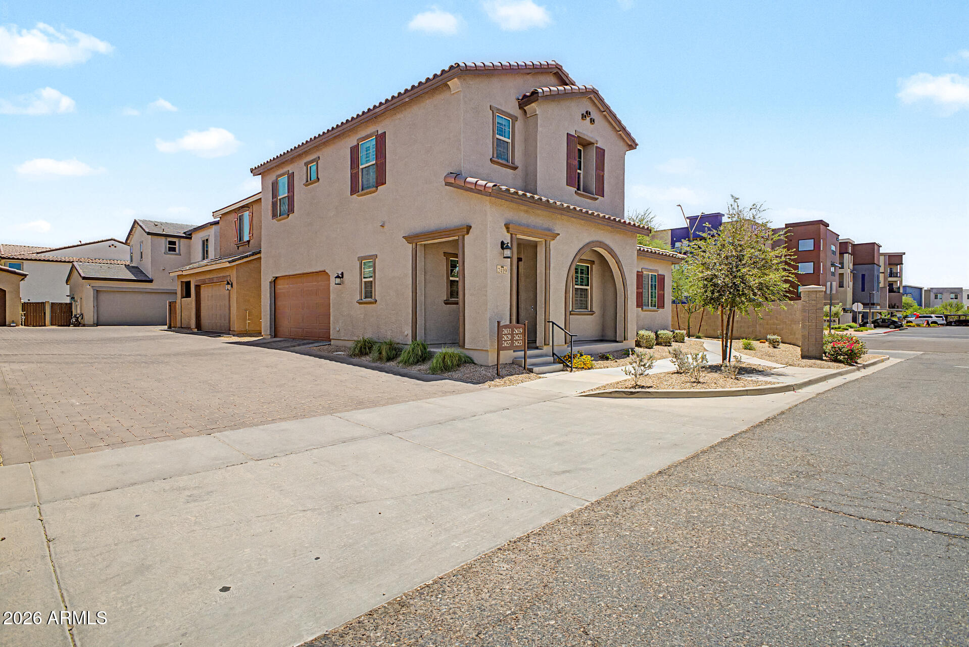 2419 N 149TH Lane