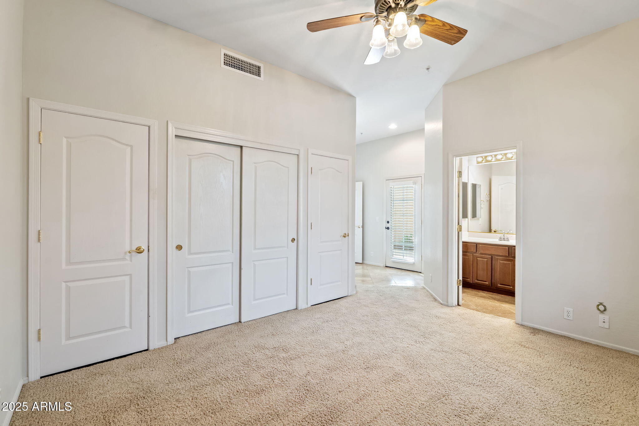 Scottsdale, Arizona 85255, United States, 3 Bedrooms Bedrooms, ,3 BathroomsBathrooms,Residential,Pending,207042