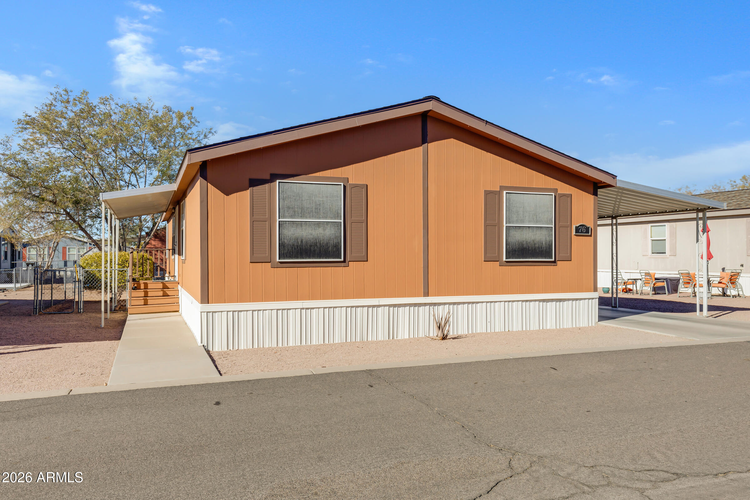 2200 N DELAWARE Drive OFC