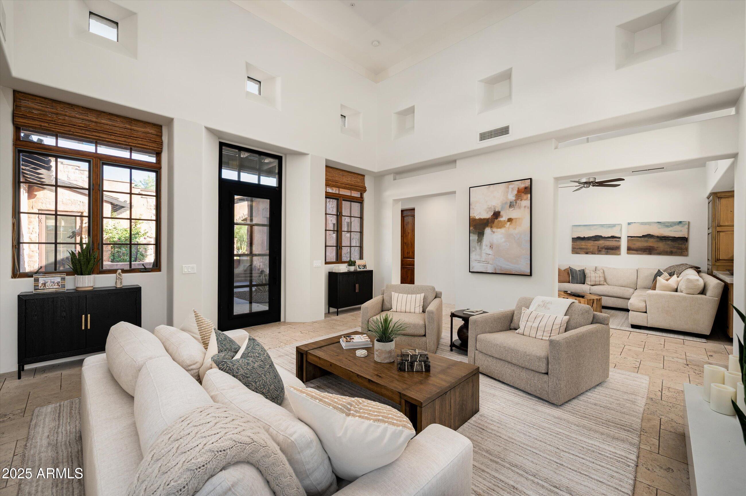 Estancia - Residential