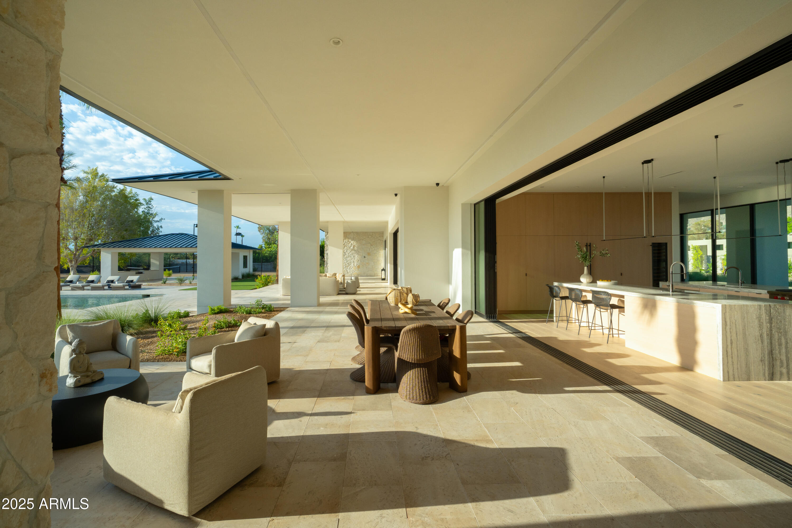 6215 N CASA BLANCA Drive