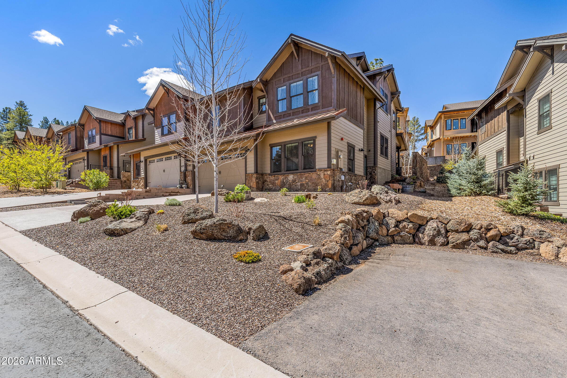 4385 W Arabian Trail