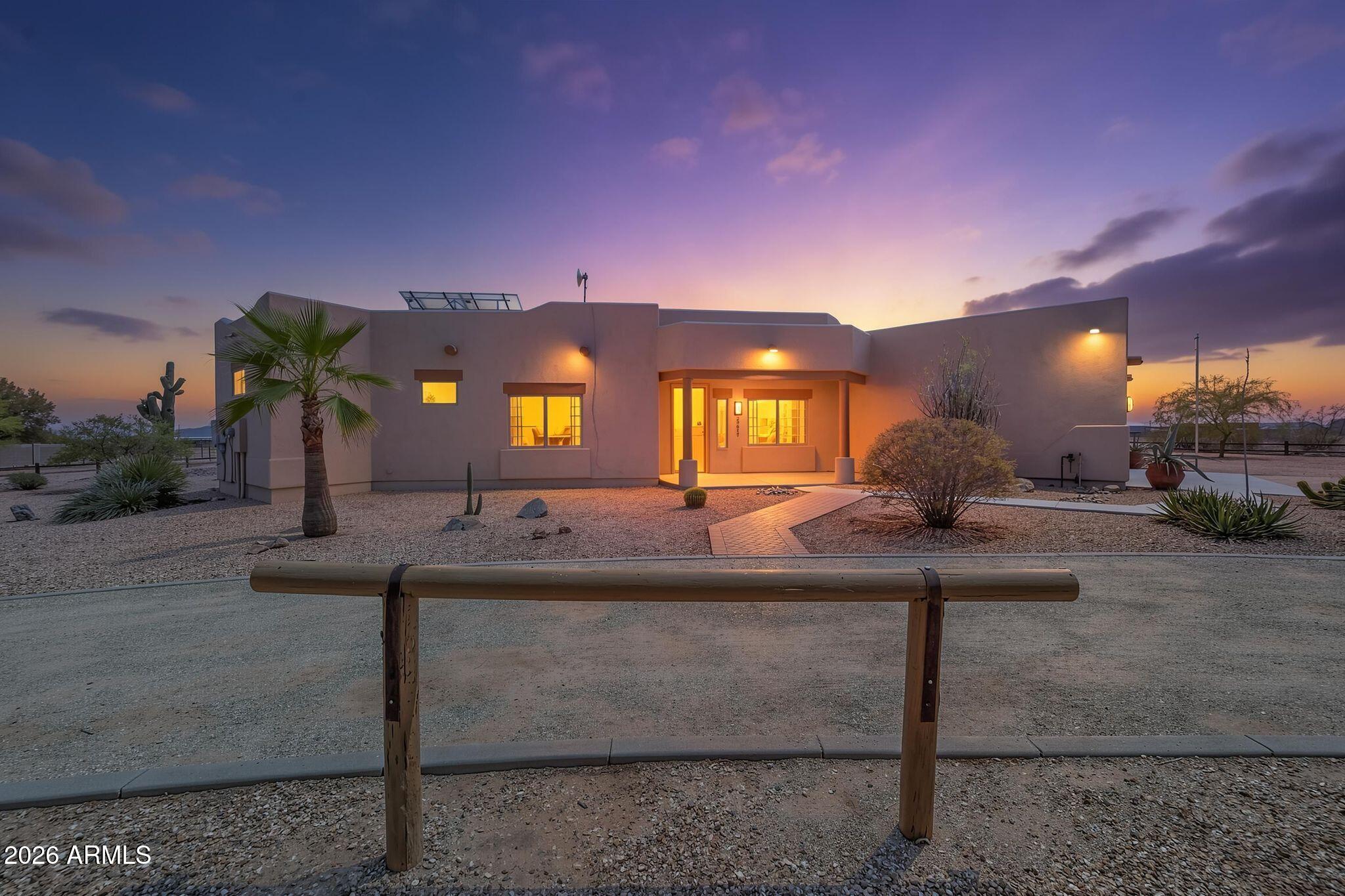25617 W QUAILS NEST Lane