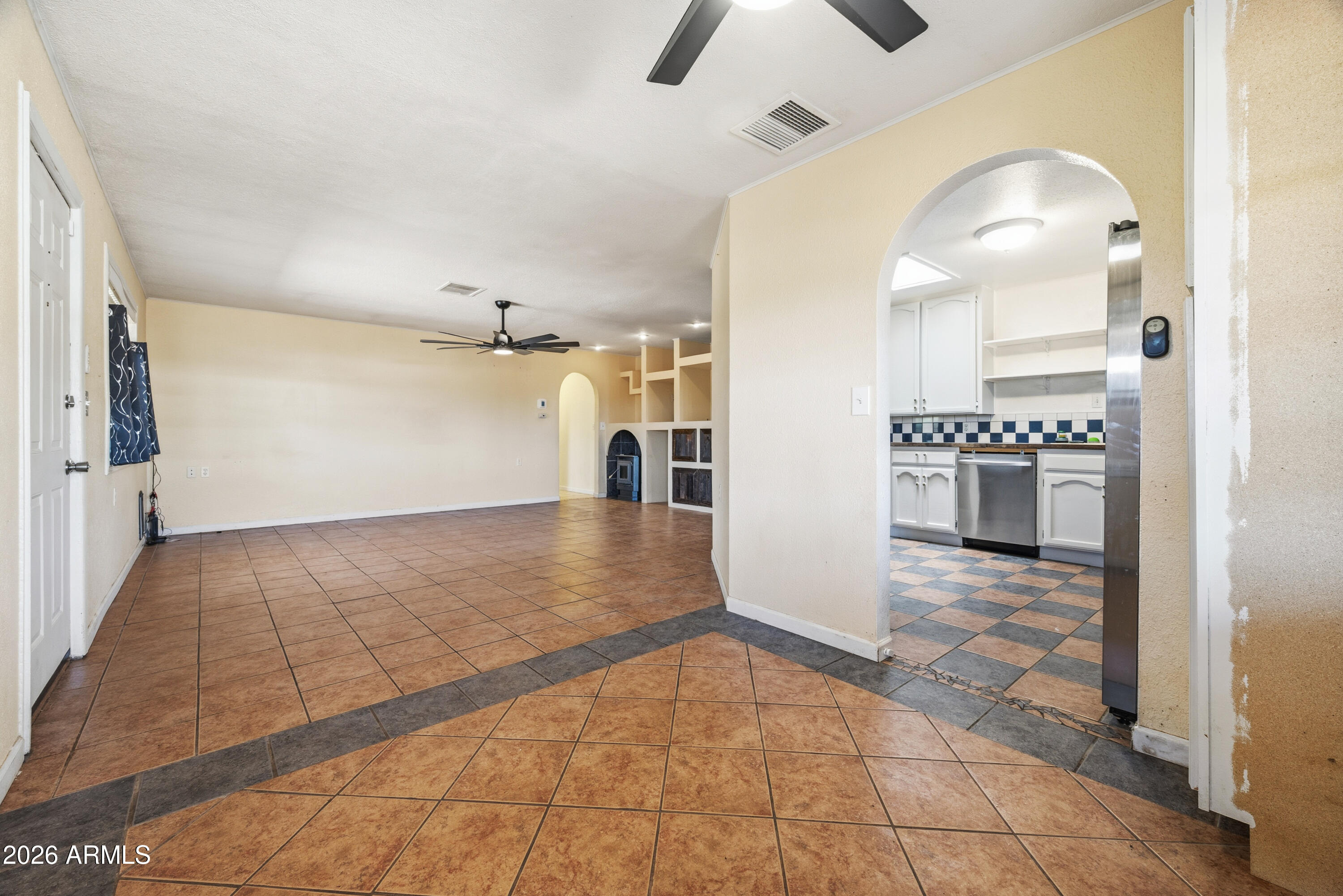 GOLDEN MEADOWS 2 - Residential