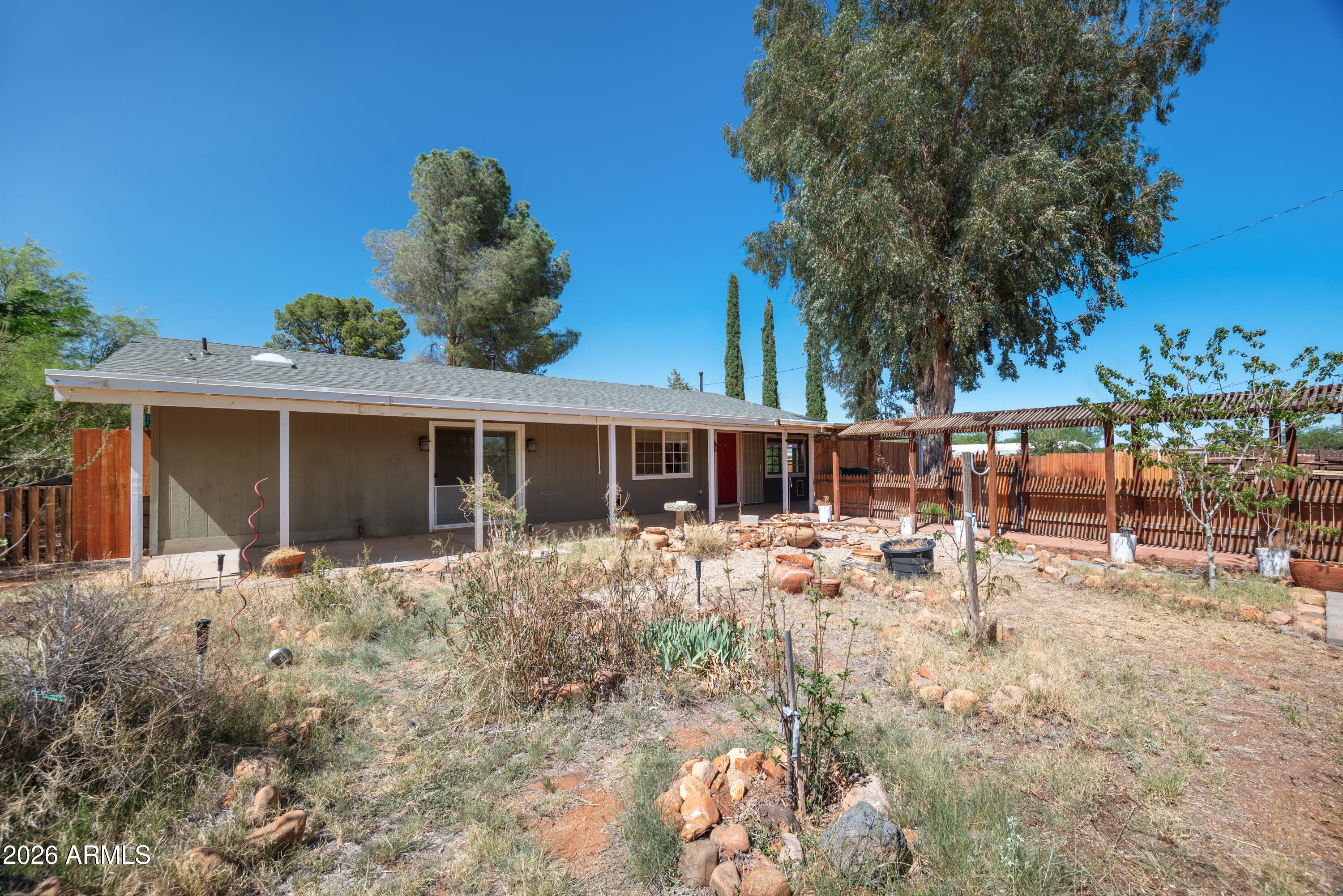 GOLDEN MEADOWS 2 - Residential