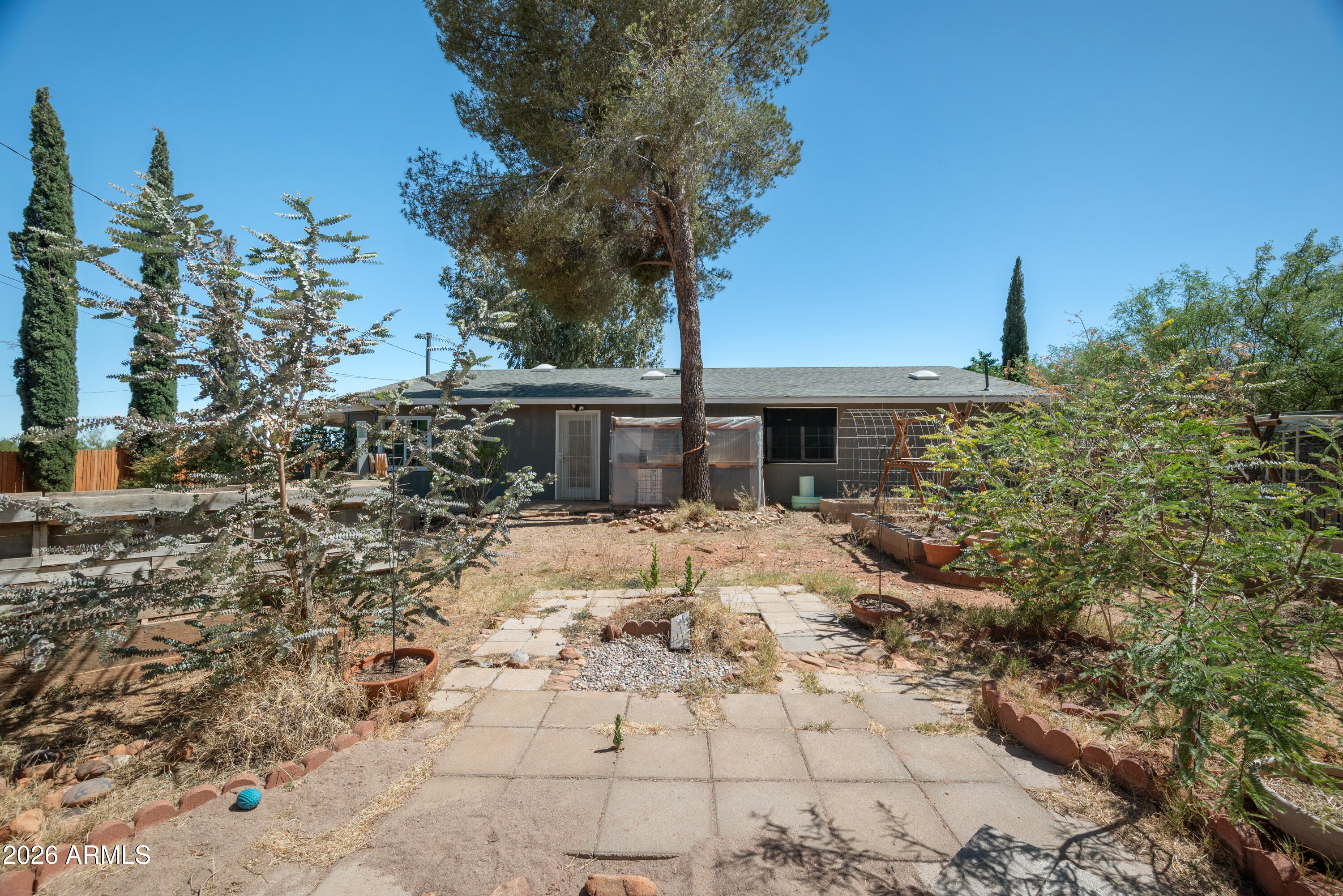 GOLDEN MEADOWS 2 - Residential