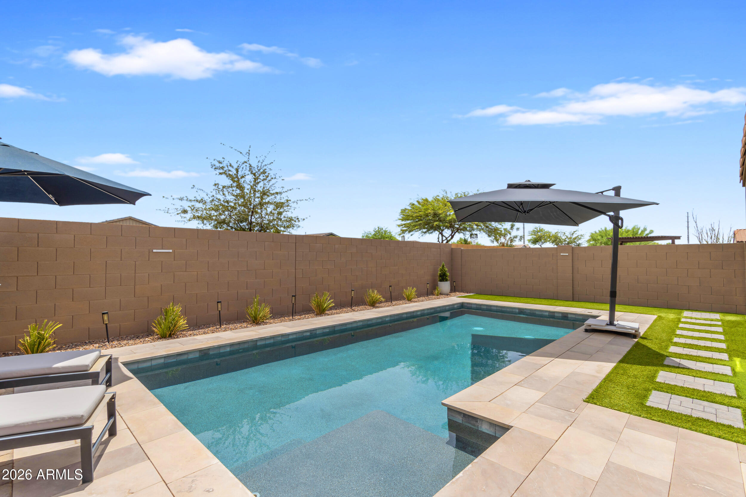 36943 N EL MORRO Trail