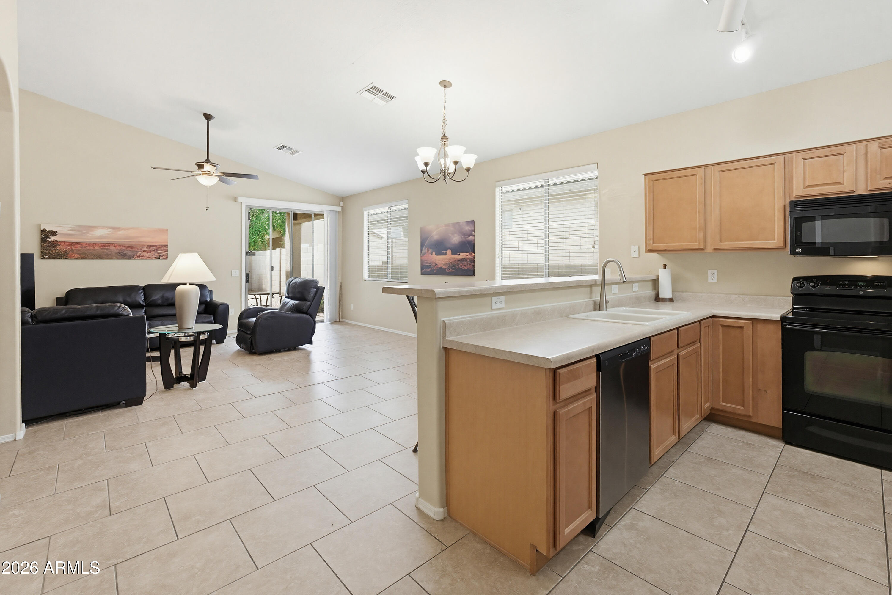 17271 W SMOKEY Drive