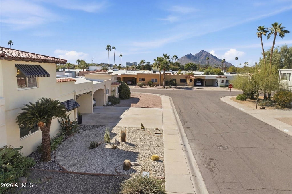 Photo of 7637 E Thornwood Drive, Scottsdale, AZ 85251 (MLS # 7073881)