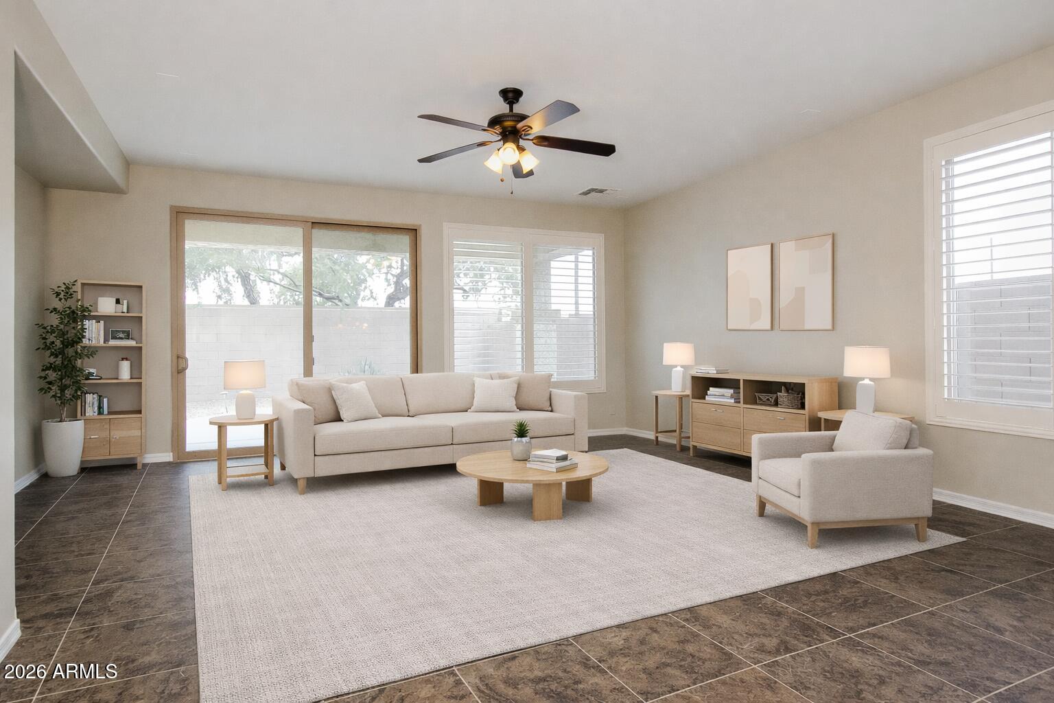 718 W TWIN PEAKS Parkway