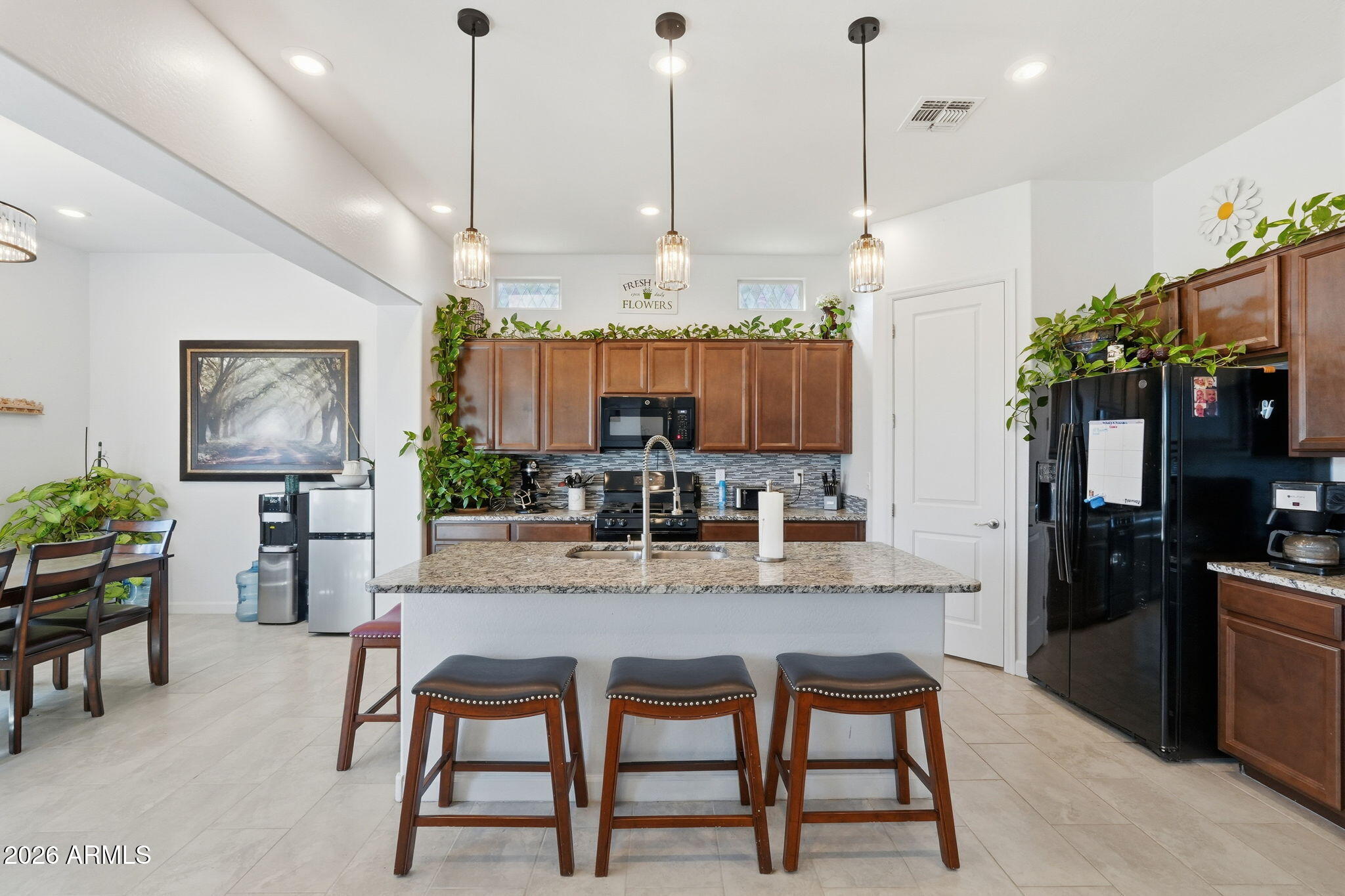 21659 E WAVERLY Drive