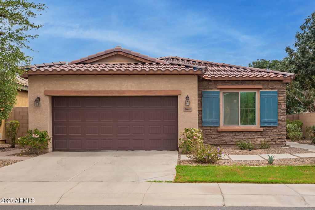 Photo of 3663 S Washington Street, Chandler, AZ 85286 (MLS # 6922571)