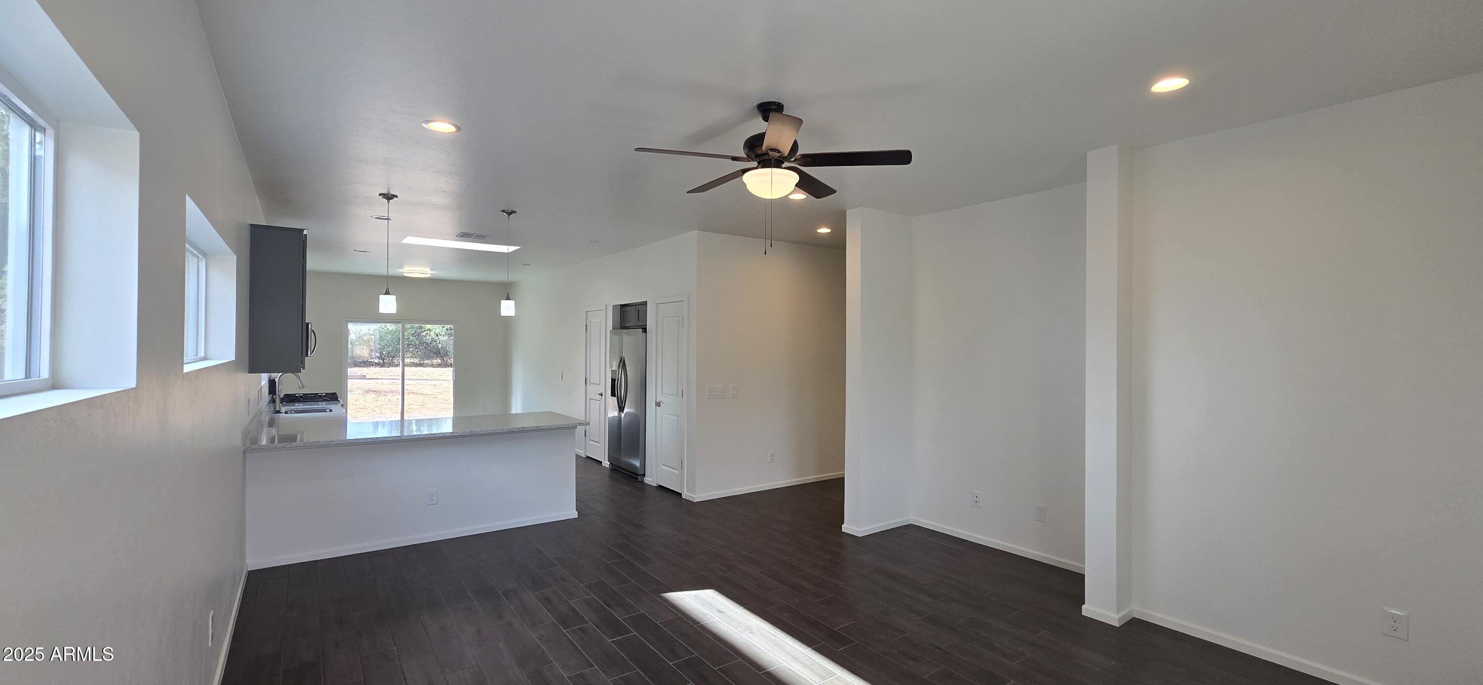 742 S Meadowood Lane