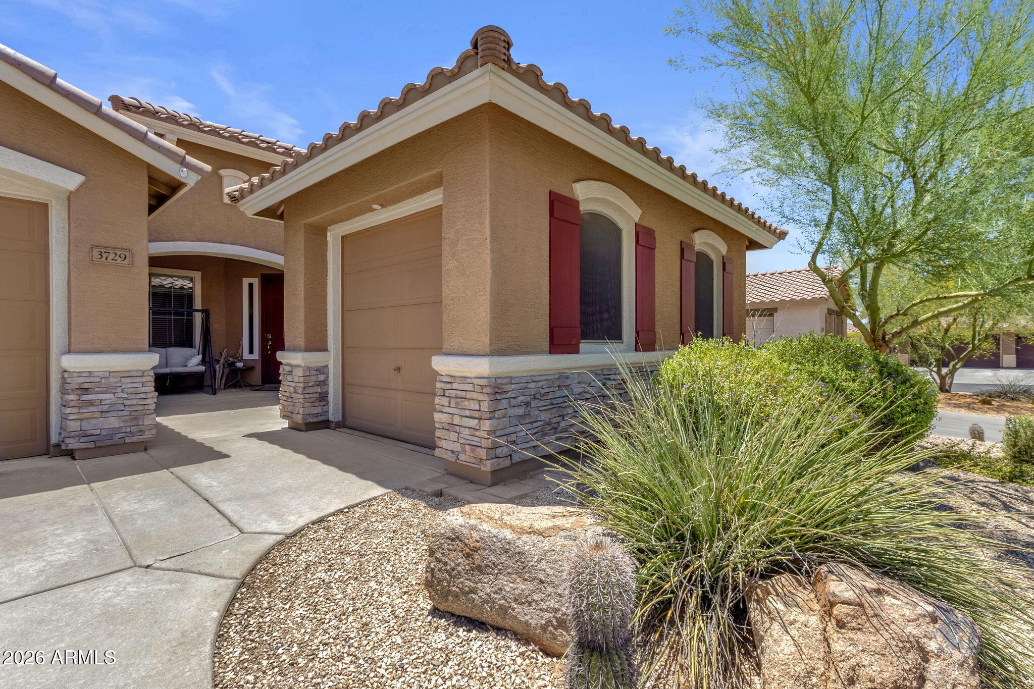 3729 W BRYCE Way