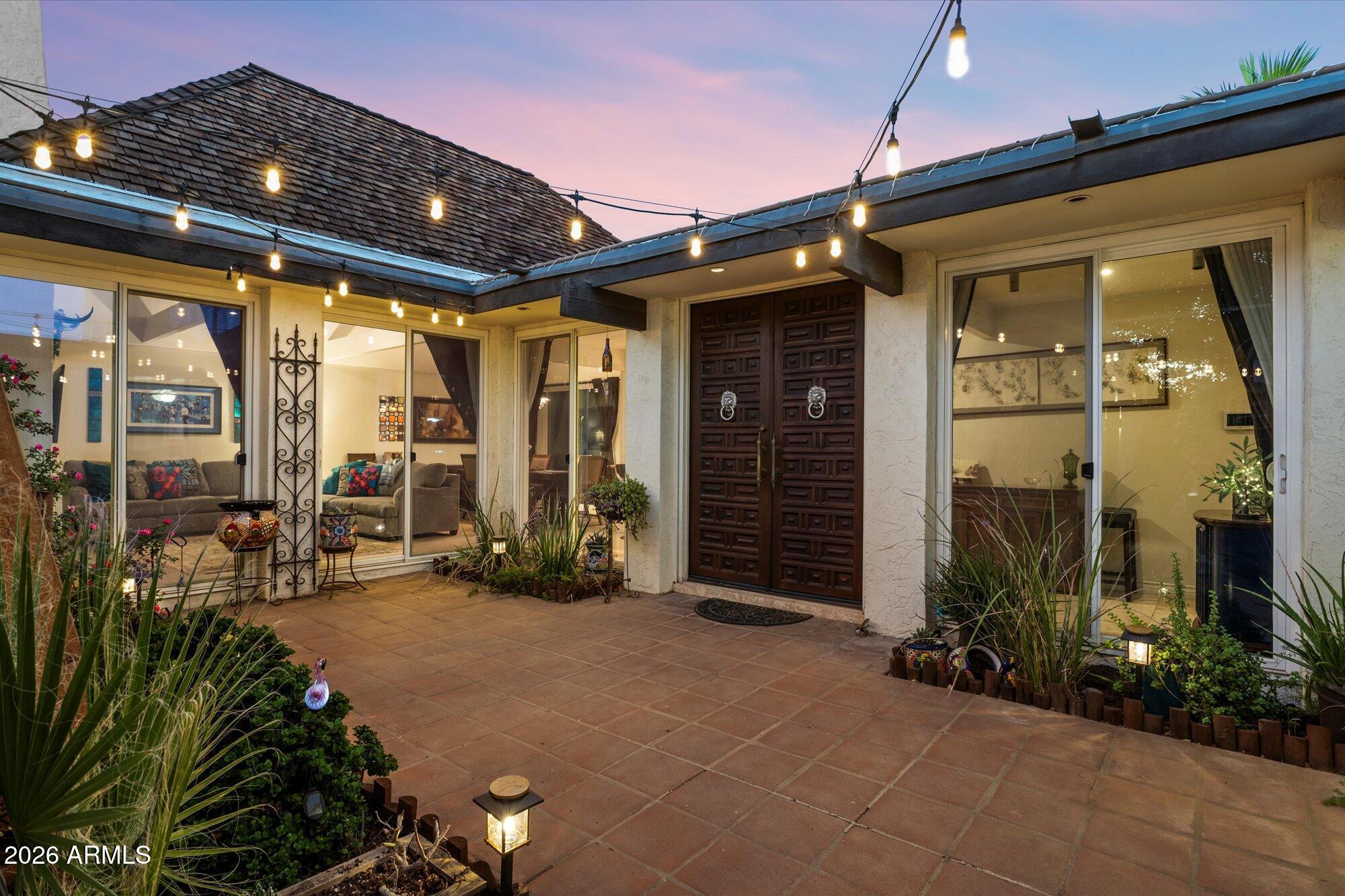 7005 N BARBADOS Place