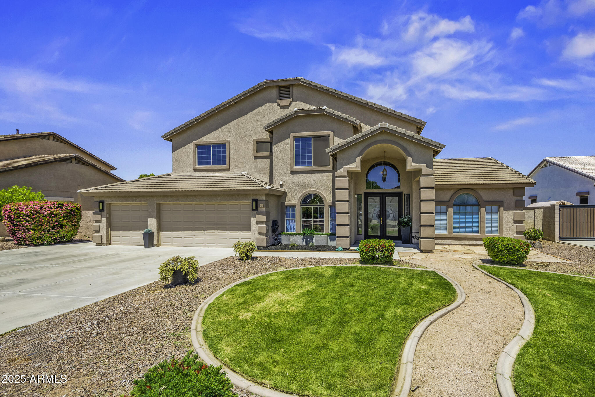 112 E JOSEPH Way