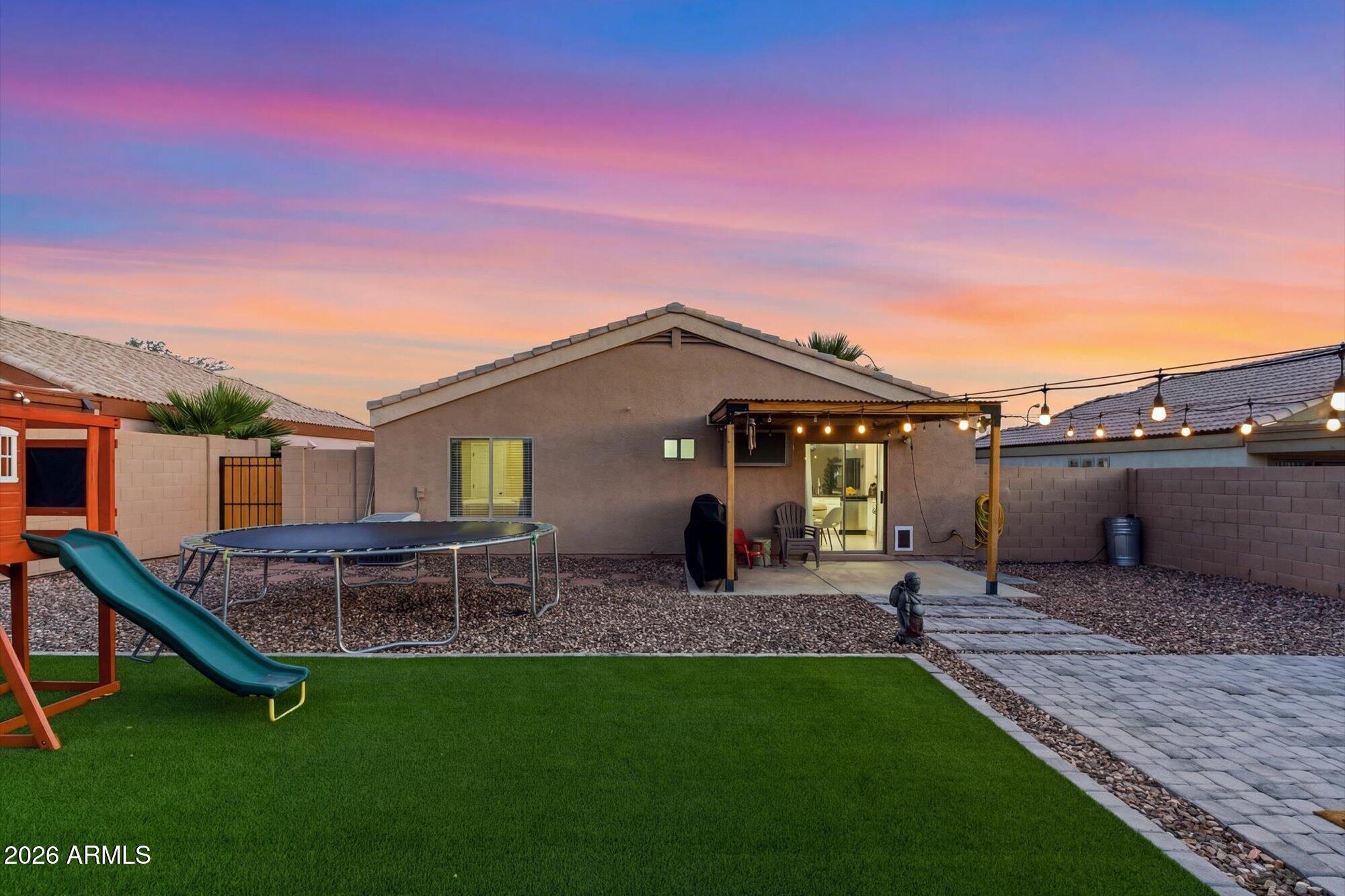 1404 W MONTEBELLO Avenue