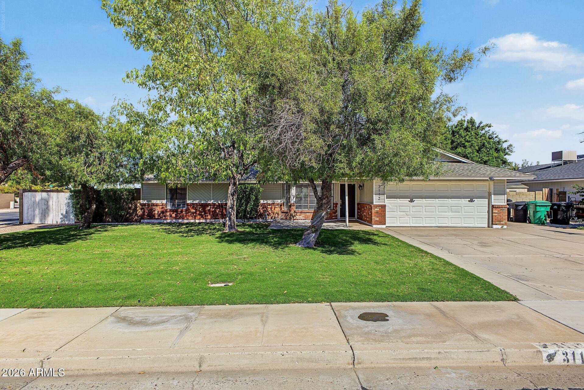 3112 E GABLE Circle