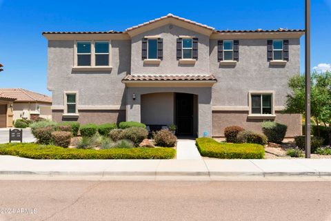 A home in Cave Creek