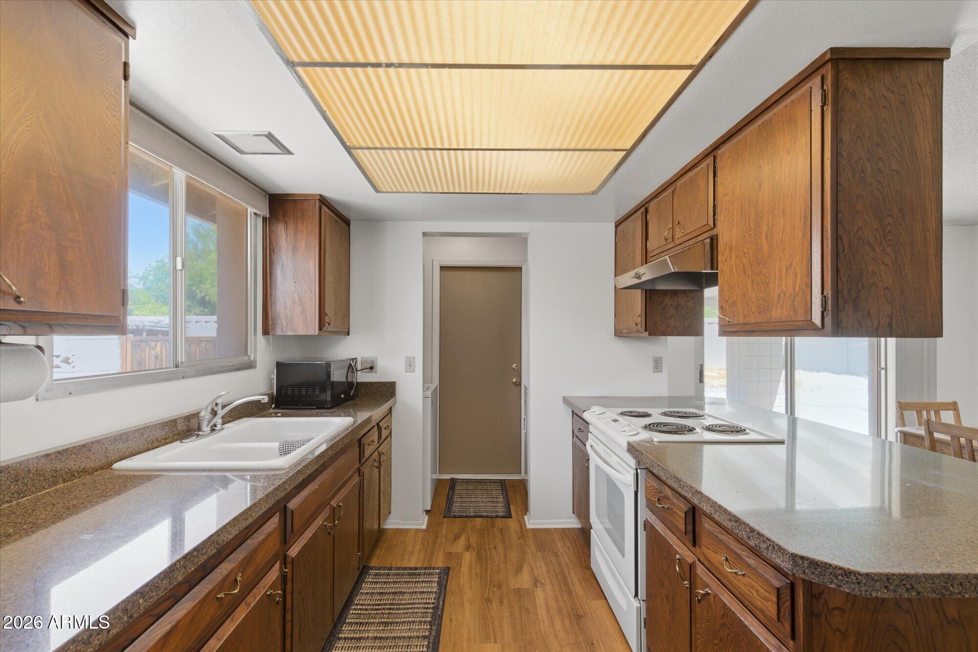 8614 E EL CHARRO Lane