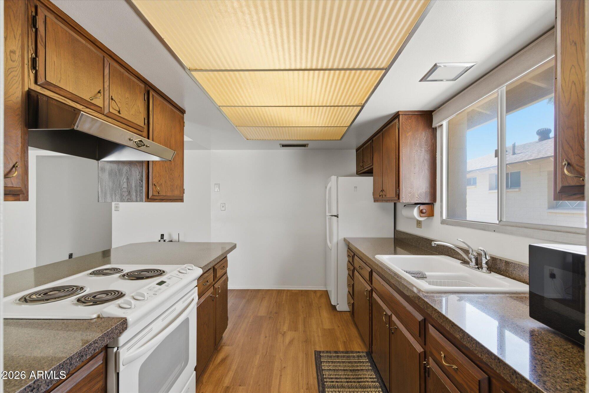 8614 E EL CHARRO Lane