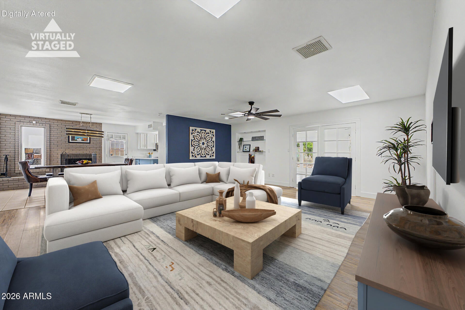 2816 W VILLA MARIA Drive