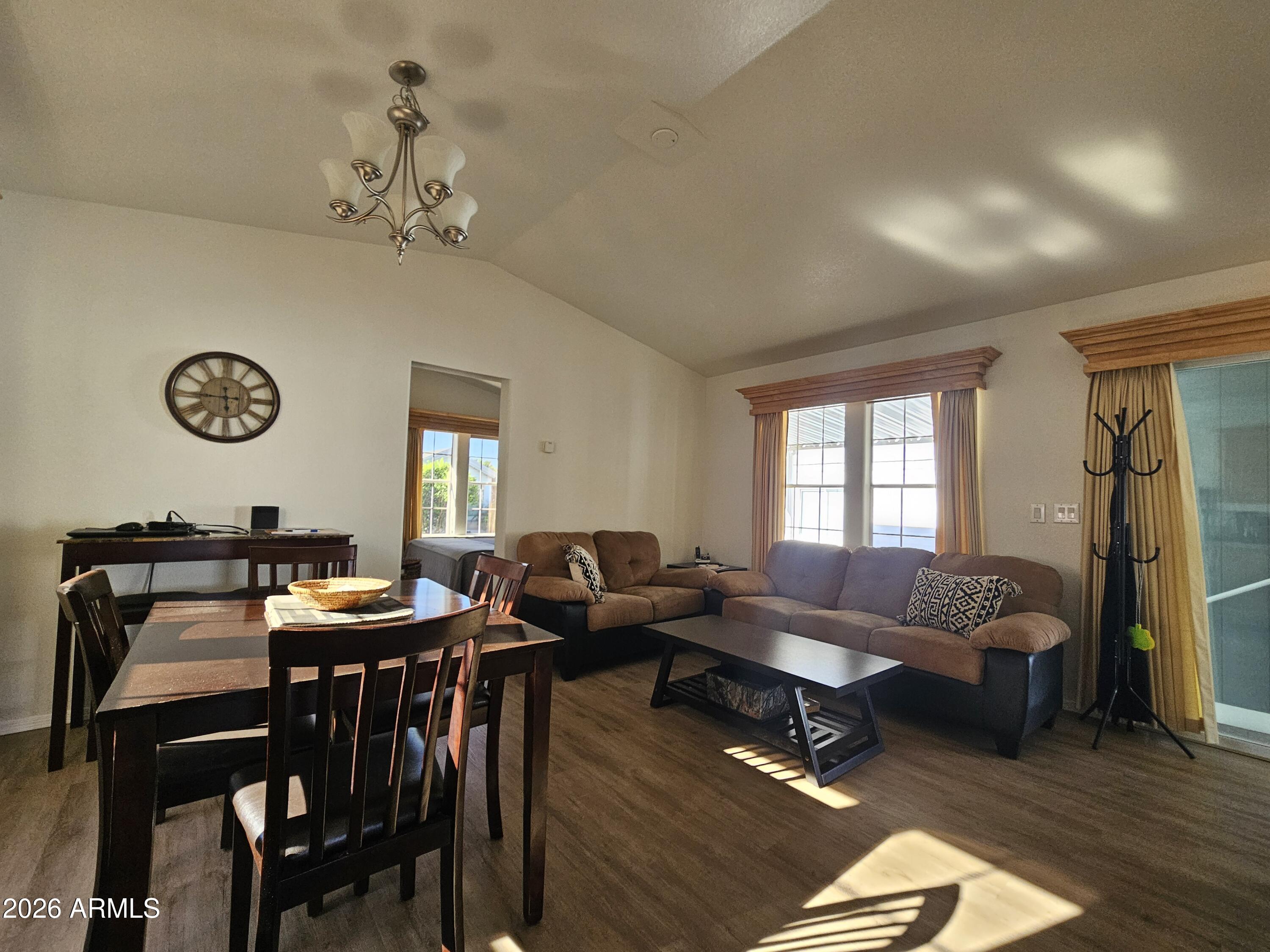 8700 E University Drive 252