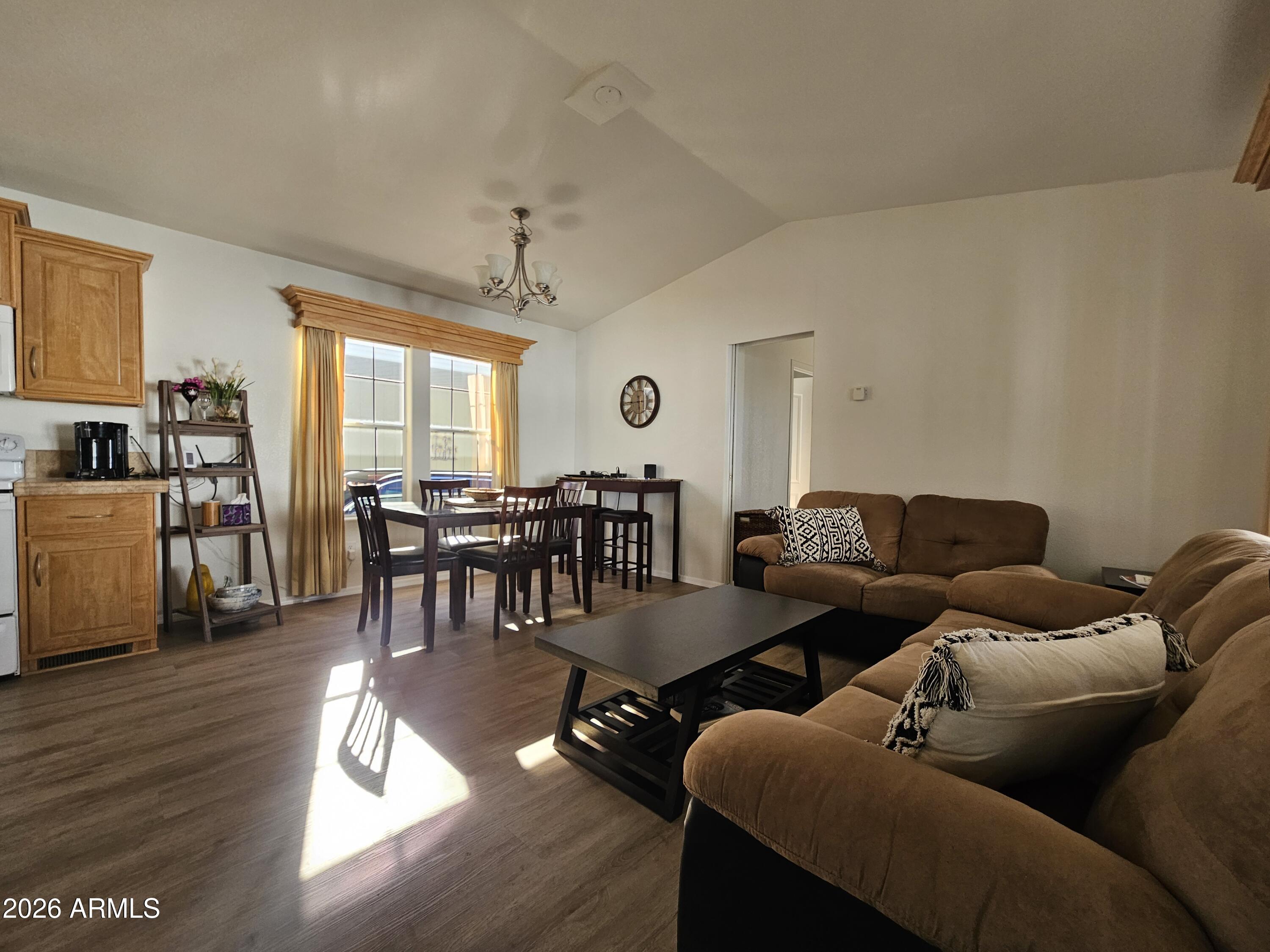 8700 E University Drive 252