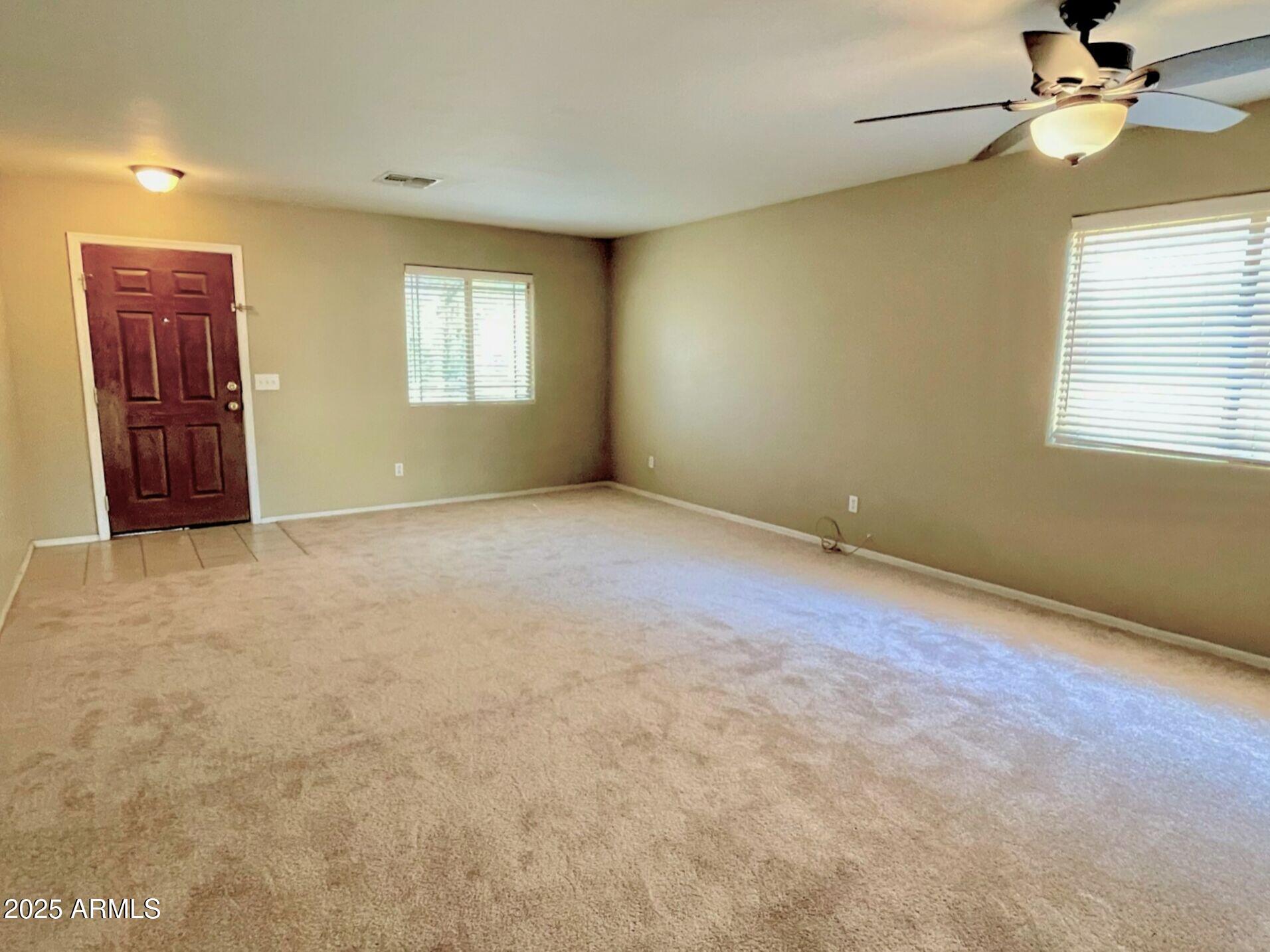 1704 E Renegade Trail