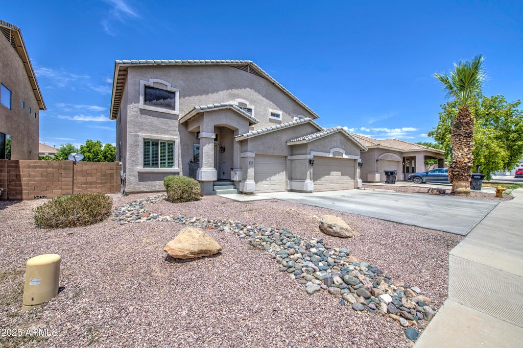 Photo of 12356 W Mohave Street, Avondale, AZ 85323 (MLS # 6883801)