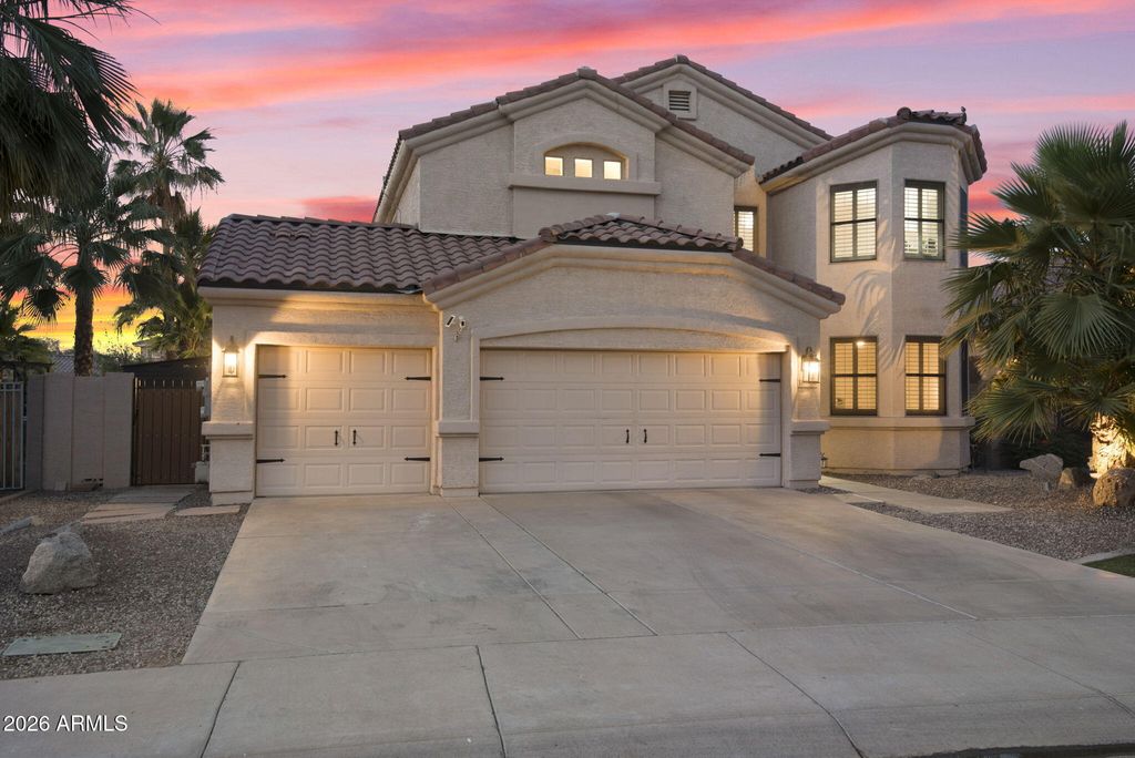 Photo of 13660 W Monte Vista Road, Goodyear, AZ 85395 (MLS # 7021012)