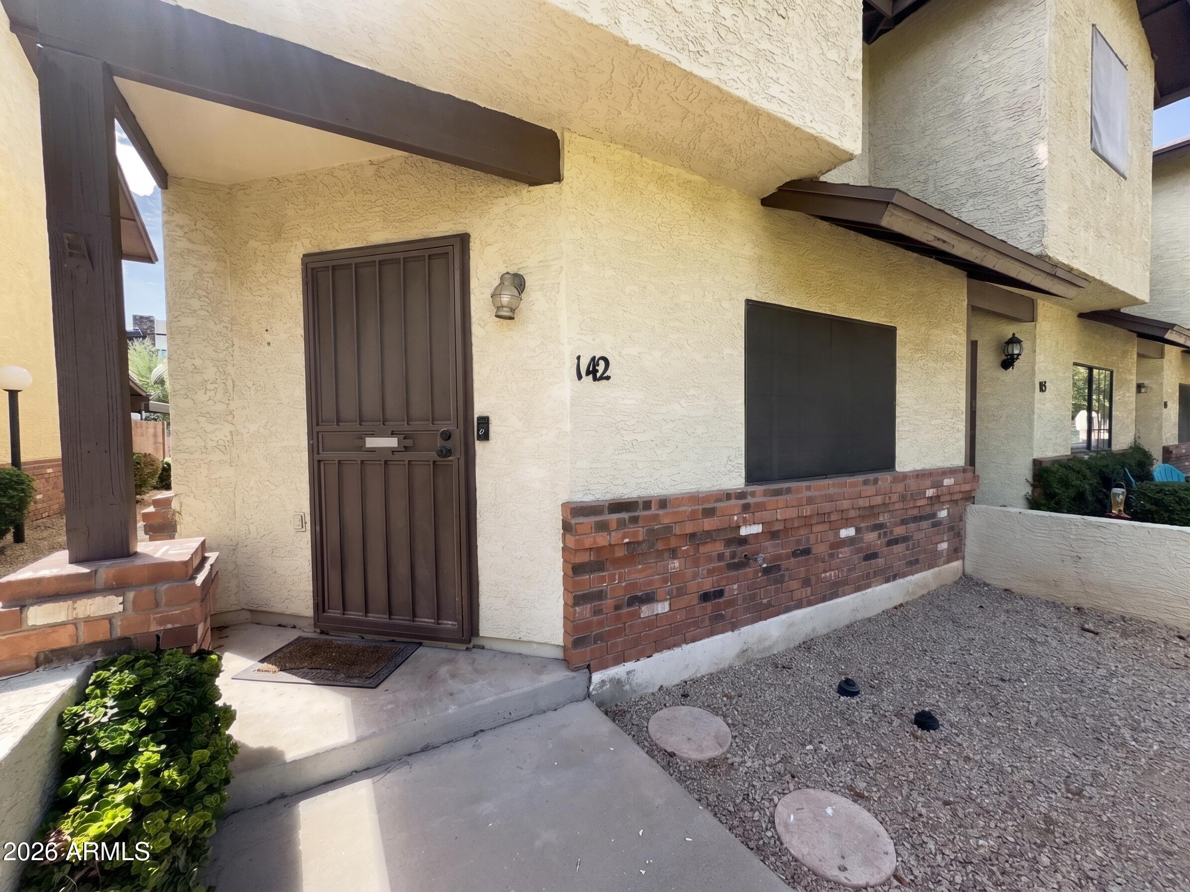 170 E GUADALUPE Road 142