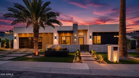 Photo of 8214 E Hazelwood Street, Scottsdale, AZ 85251 (MLS # 7052727)